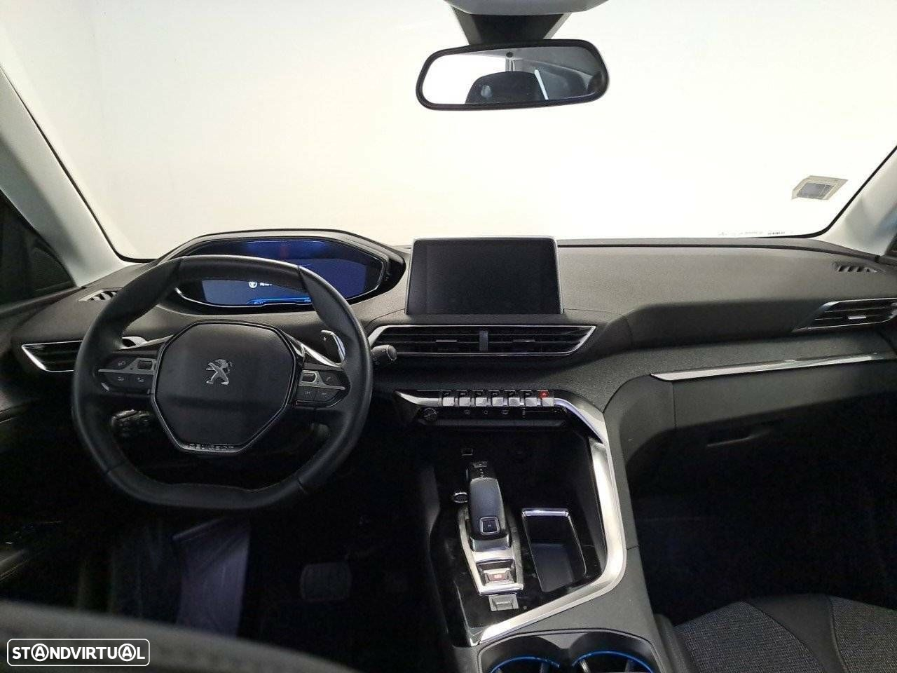 Peugeot 3008 1.5 BlueHDi Allure EAT8 - 8