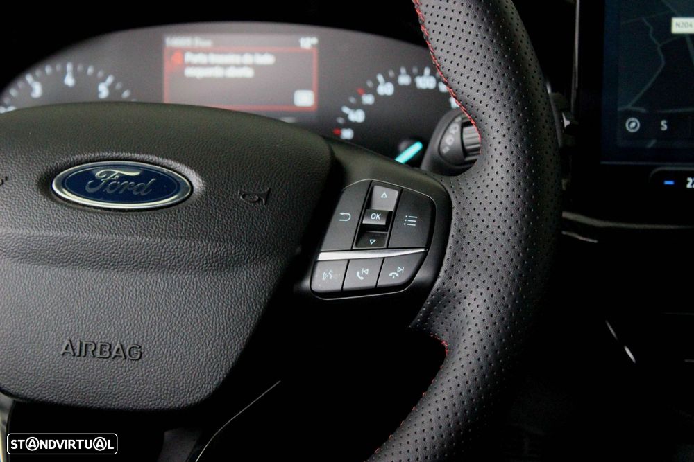 Ford Focus 1.0 EcoBoost MHEV ST-Line - 16