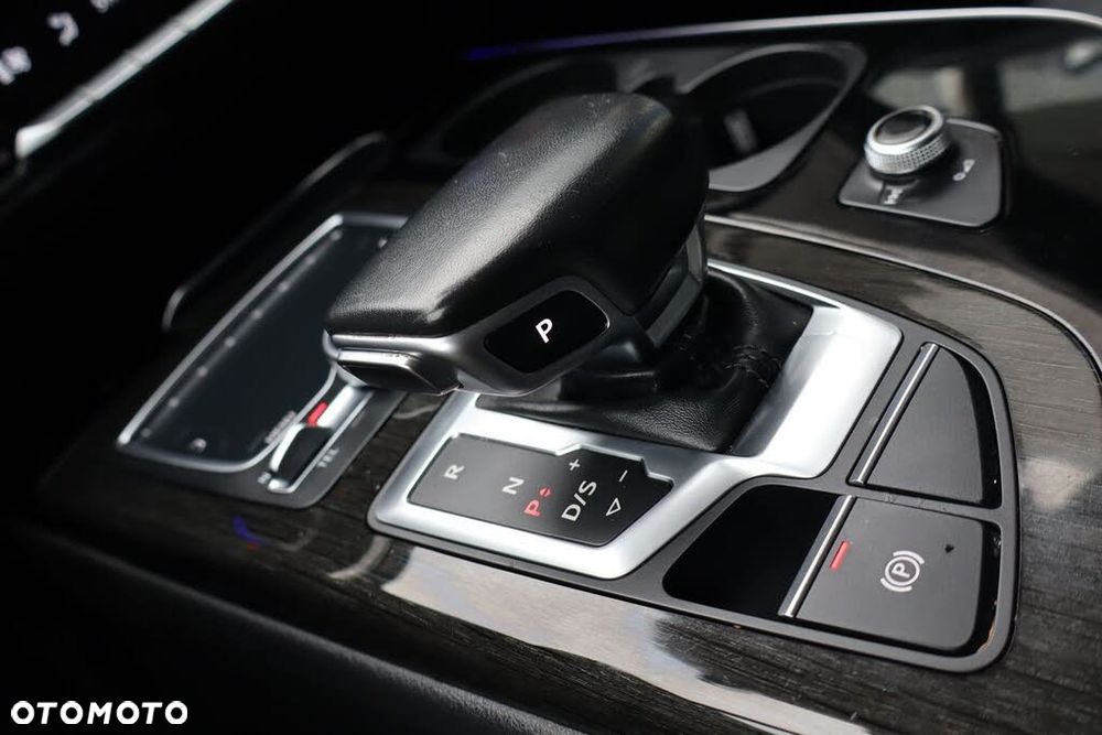 Audi Q7 3.0 TFSI Quattro Tiptr - 16
