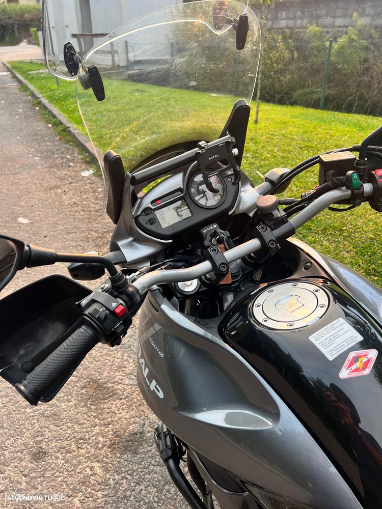 Honda Transalp - 11