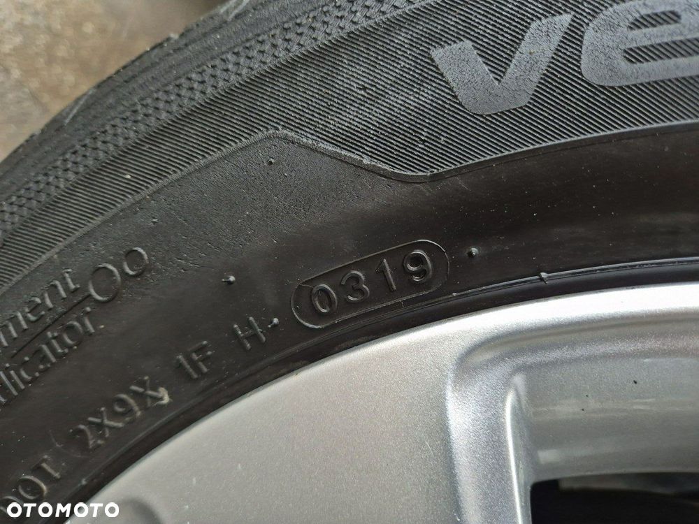 Citroën C4 Grand Picasso e-HDi 115 Intensive - 23