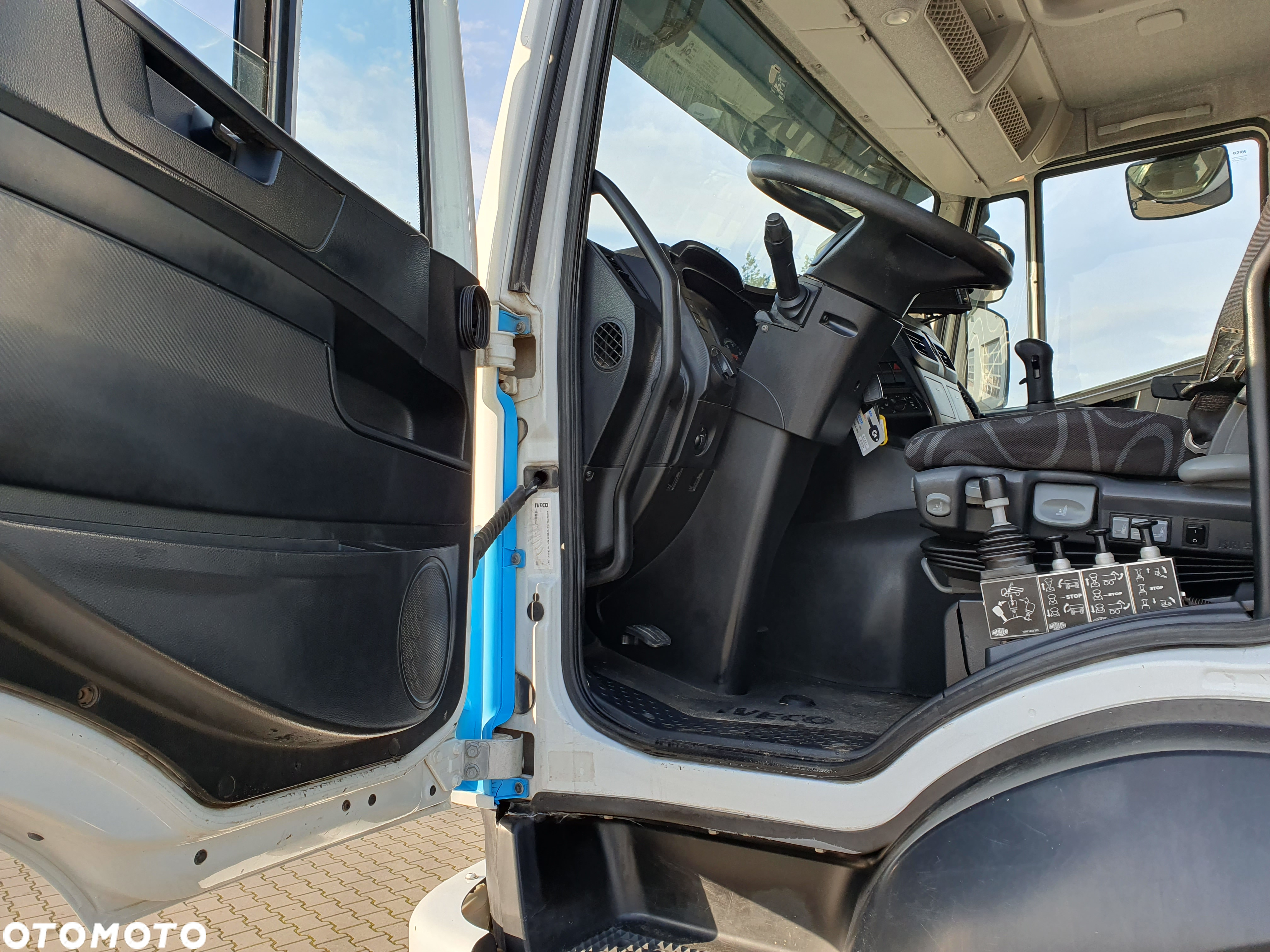 Iveco - 16