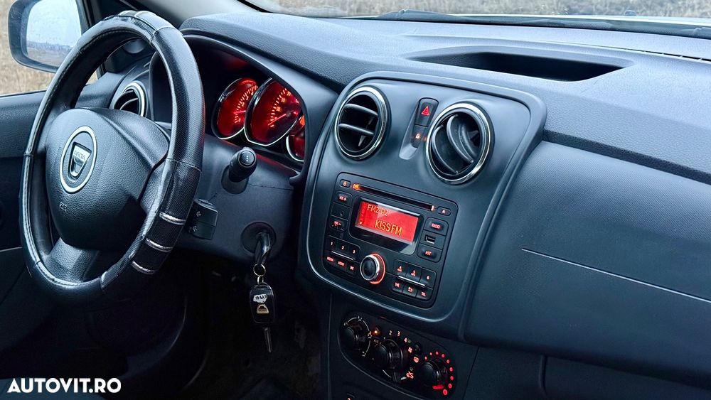 Dacia Logan 1.2 Laureate - 7