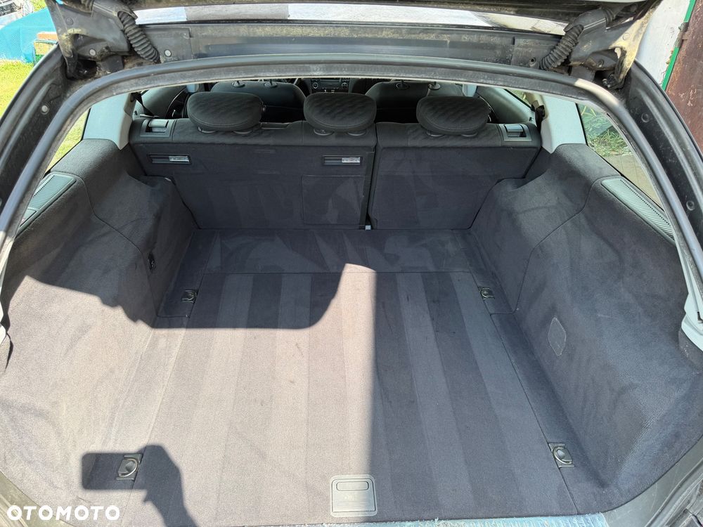 Mercedes-Benz Klasa E 280 CDI Classic DPF - 12