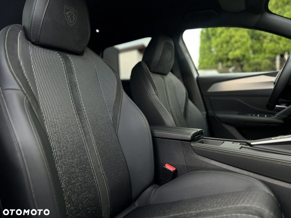 Peugeot 308 1.2 PureTech Allure S&S EAT8 - 32