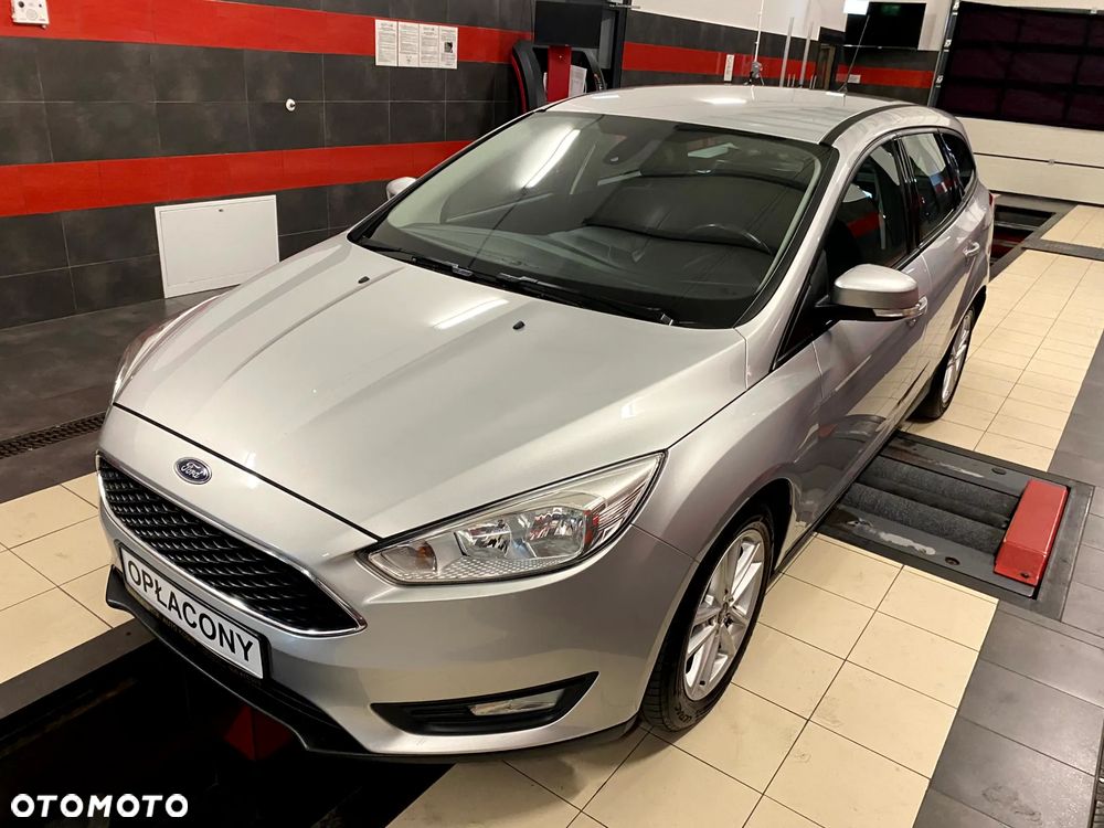 Ford Focus 1.6 TDCi DPF Titanium - 2