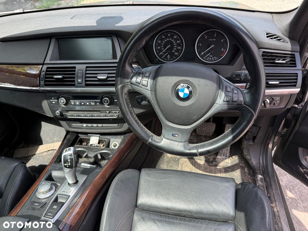 BMW X5 xDrive30d - 16