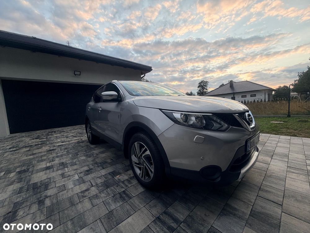 Nissan Qashqai - 1