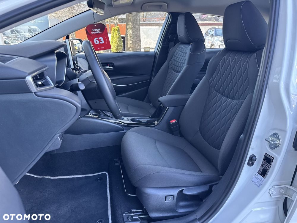Toyota Corolla 1.8 Hybrid Comfort - 13