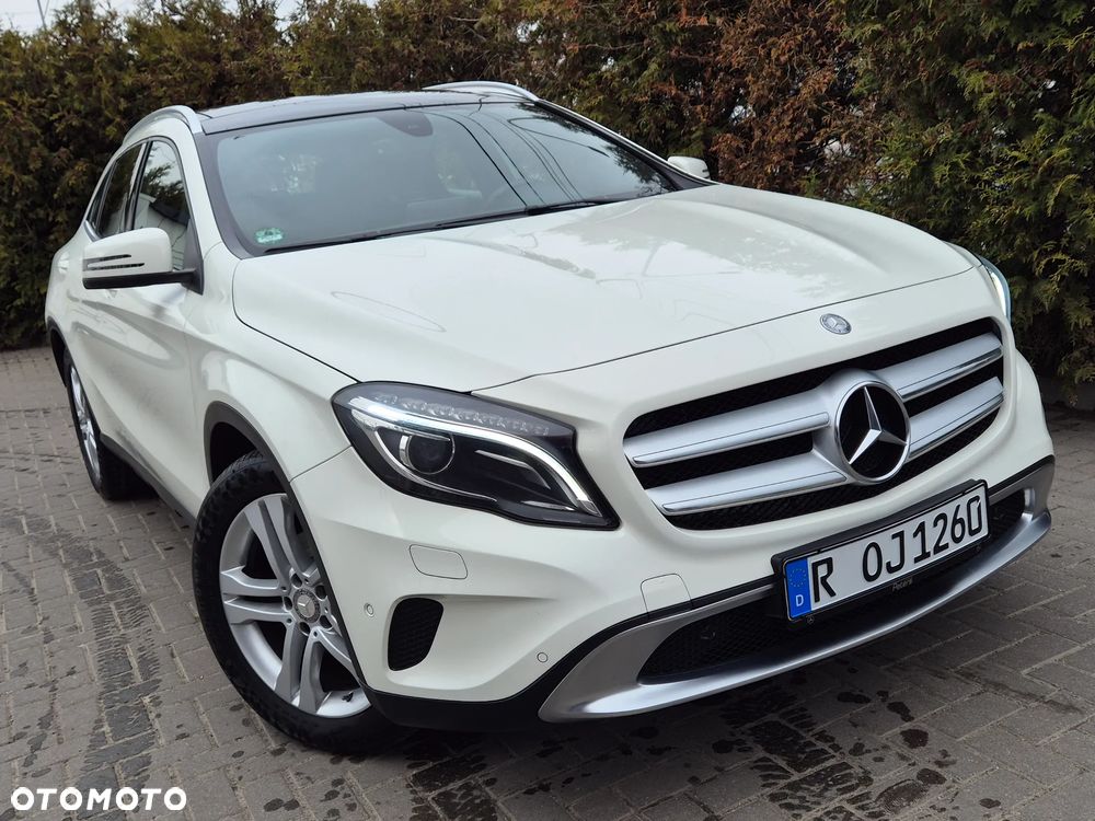 Mercedes-Benz GLA 200 Urban - 20