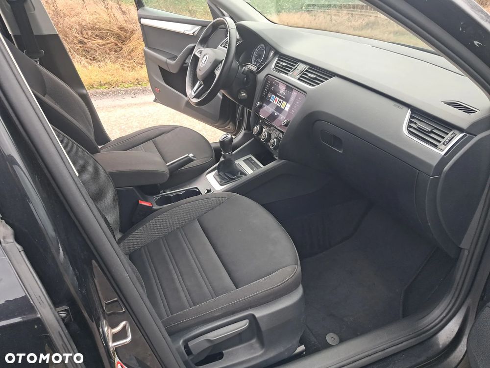 Skoda Octavia 1.6 TDI Premium Edition - 7