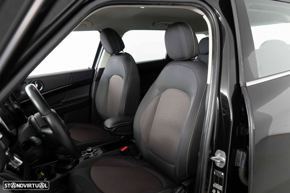 MINI Countryman Cooper SE ALL4 Auto - 9