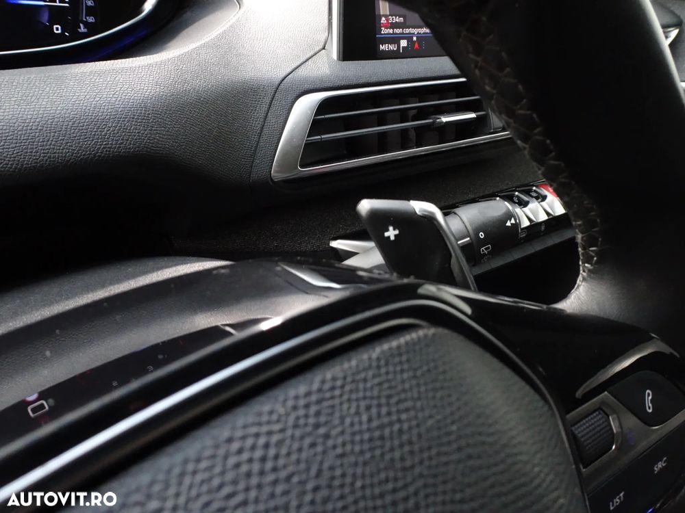 Peugeot 3008 1.2 PureTech Turbo S&S EAT6 GT-Line - 19