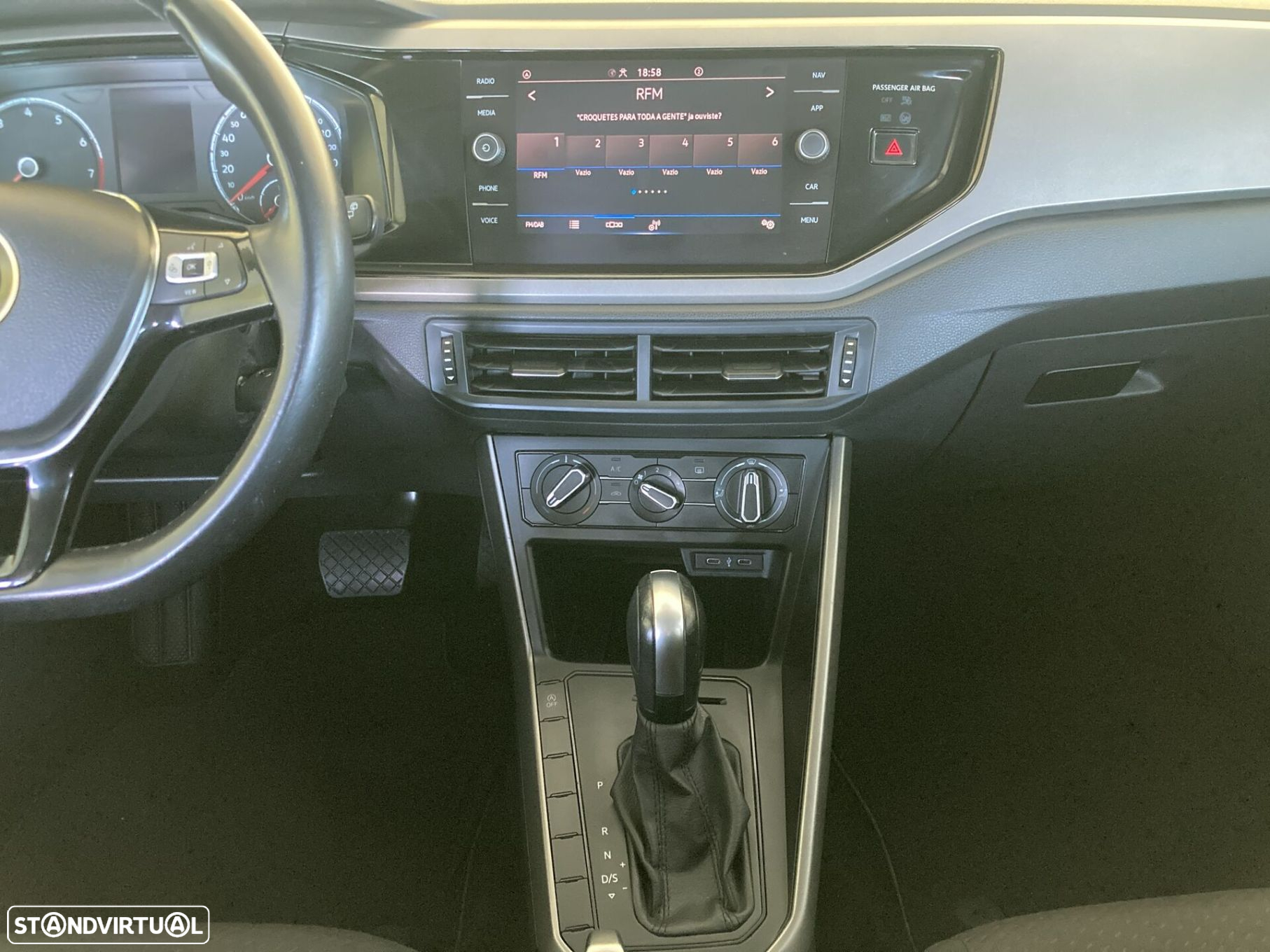 VW Polo 1.0 TSI Life DSG - 18
