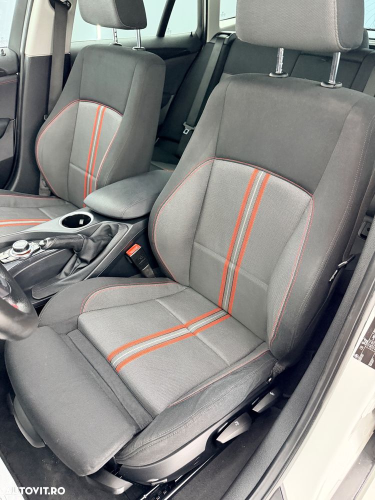 BMW X1 sDrive18d Sport Line - 9