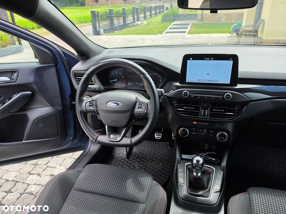 Ford Focus 1.0 EcoBoost Start-Stopp-System ST-LINE - 9