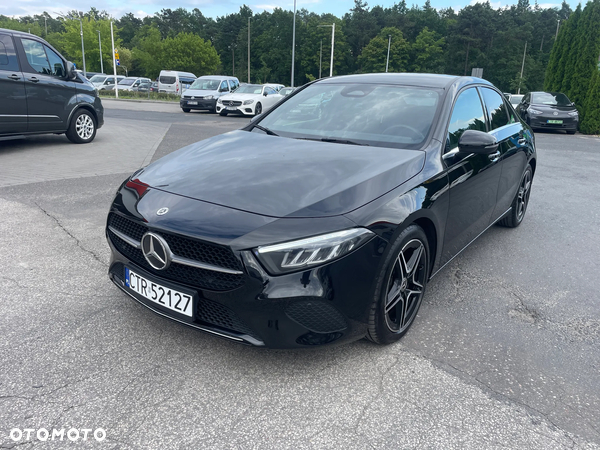 Mercedes-Benz Klasa A 180 d 8G-DCT AMG Line