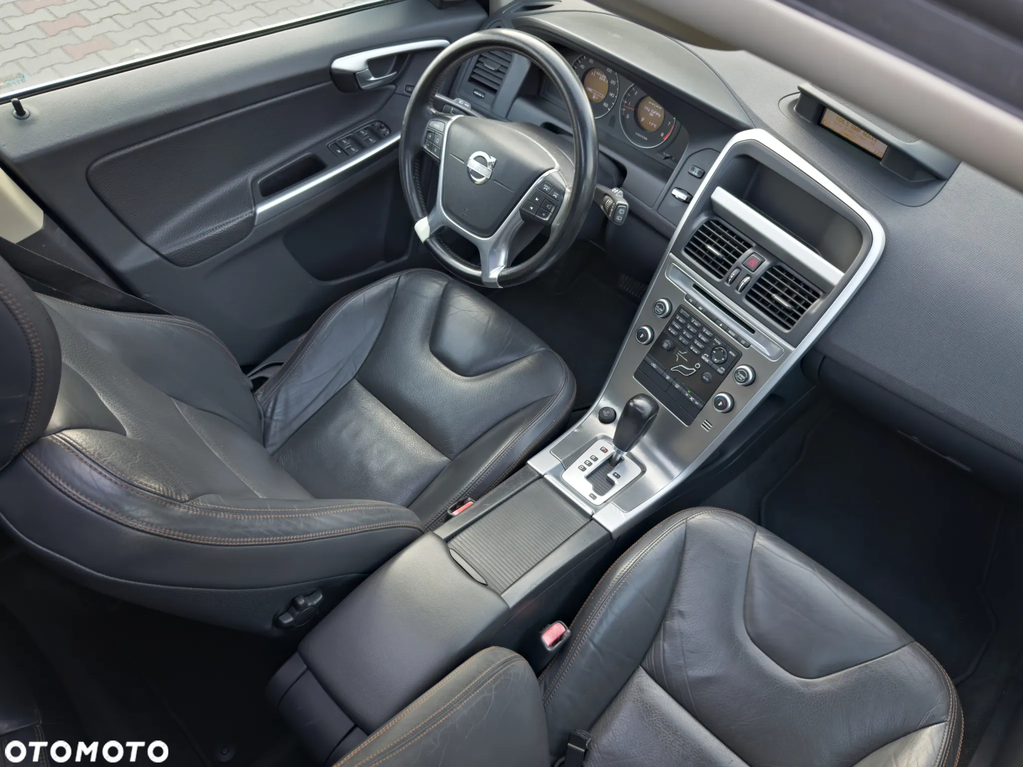 Volvo XC 60 - 37