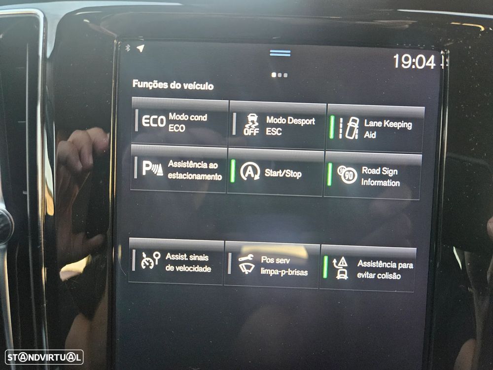 Volvo V60 2.0 D3 Momentum - 32