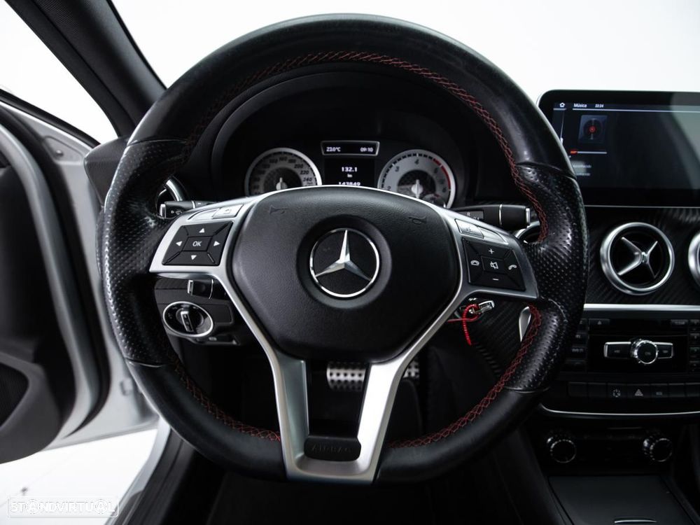 Mercedes-Benz A 220 - 15