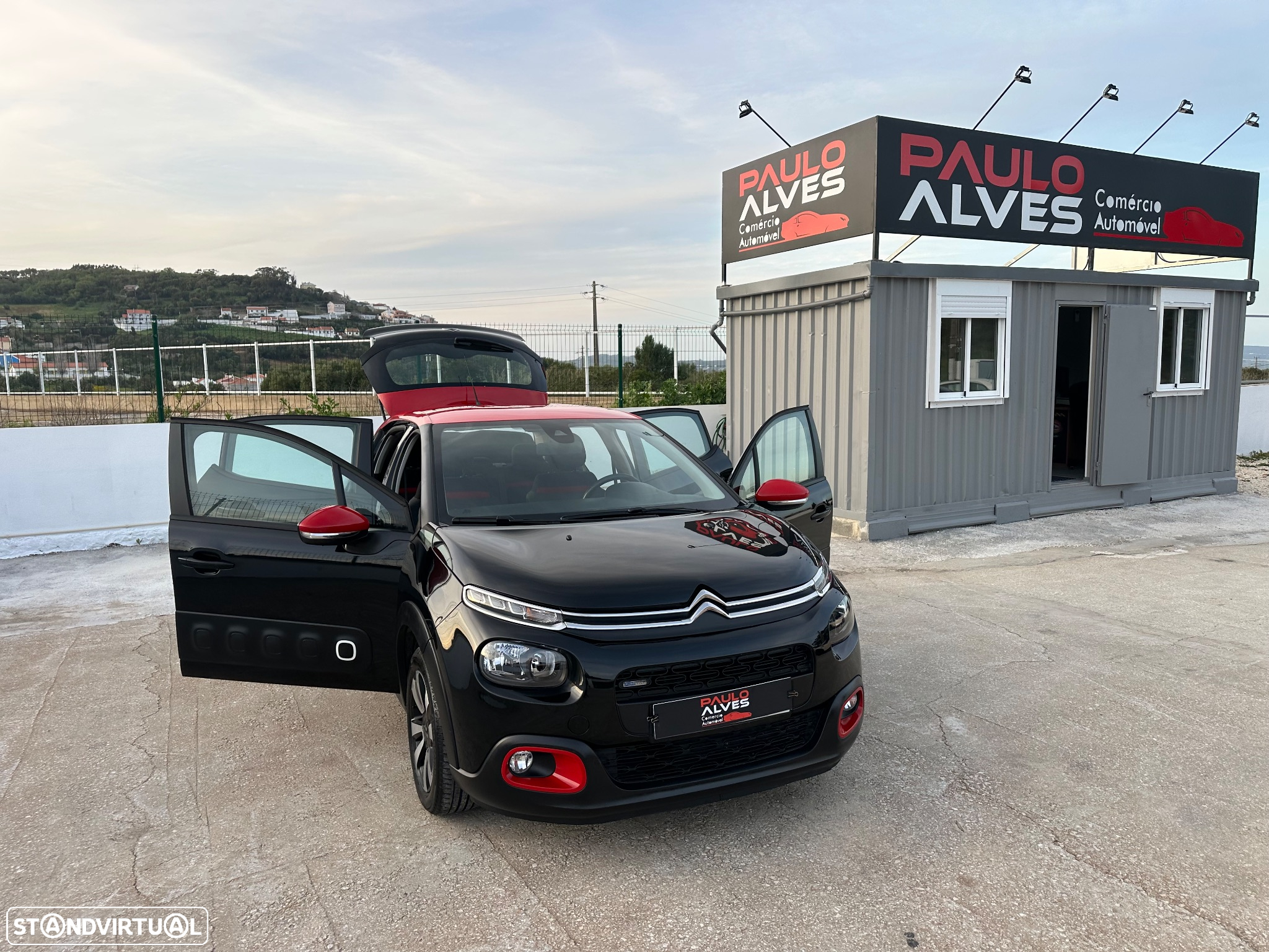 Citroën C3 1.2 PureTech Shine - 8