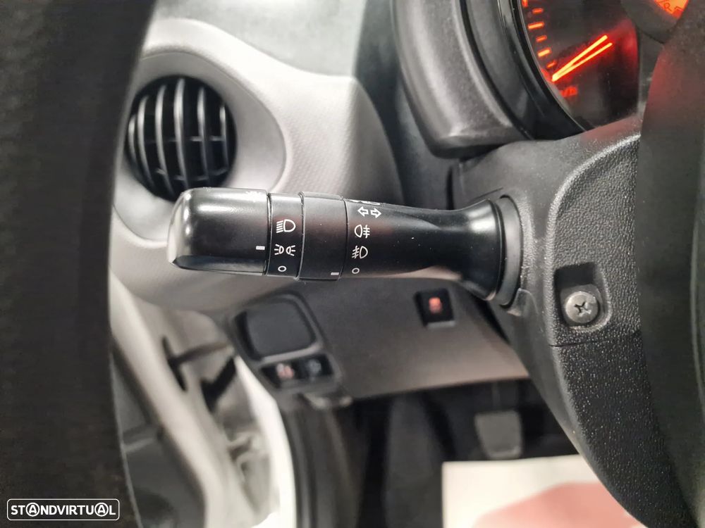 Peugeot 108 1.0 VTi Active - 44