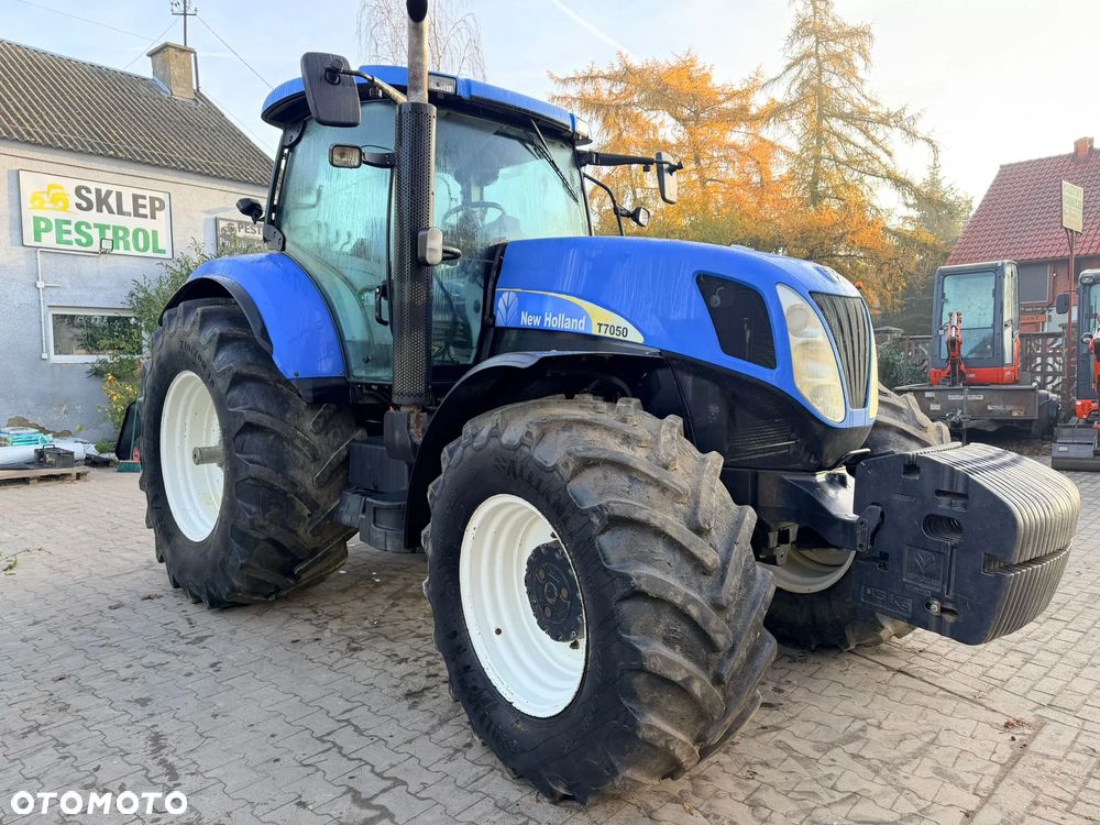 New Holland T7050 - 9
