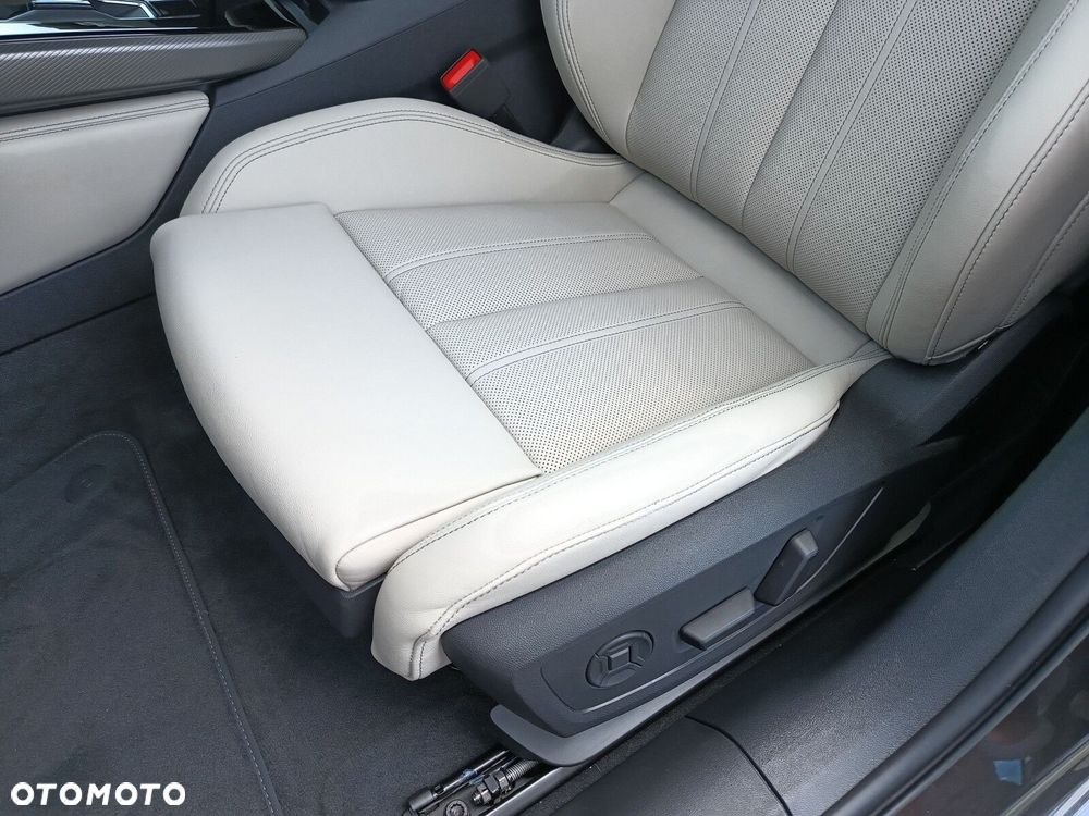 Audi A6 Avant TDI mHEV Quattro S tronic - 25
