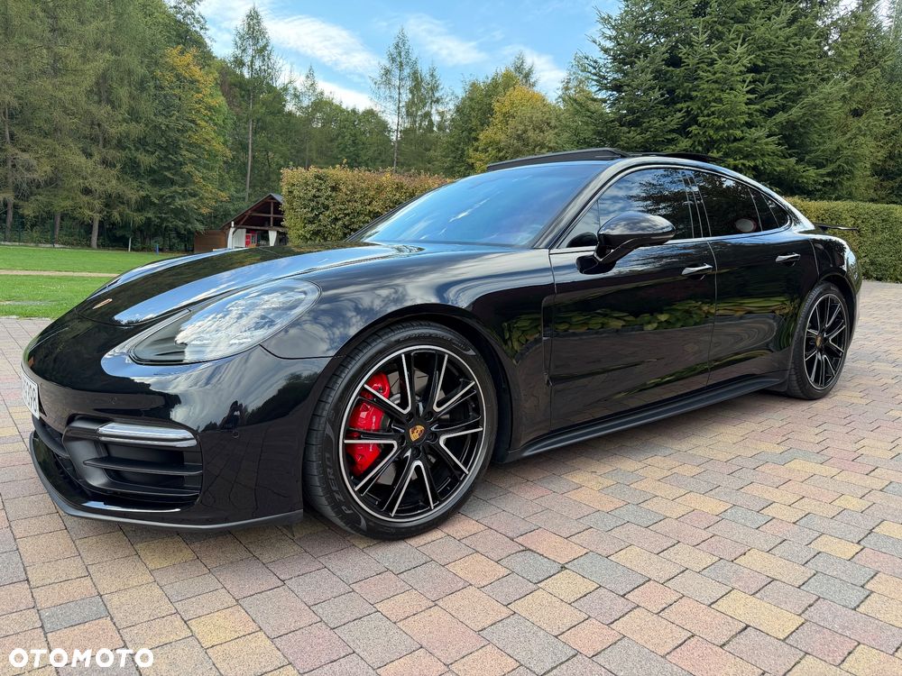 Porsche Panamera GTS GPF - 4
