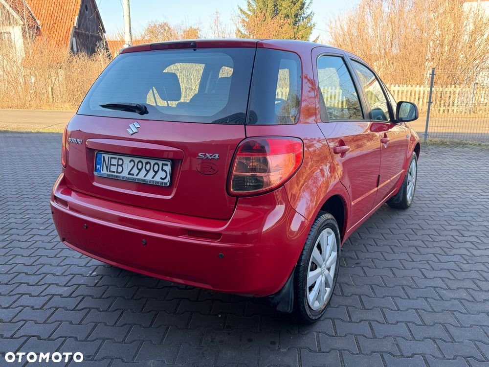 Suzuki SX4 1.6 GLX / Comfort - 9