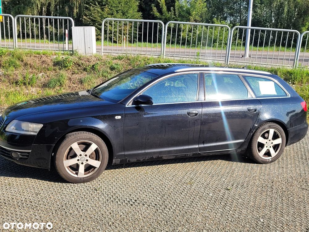 Audi A6 Avant - 1