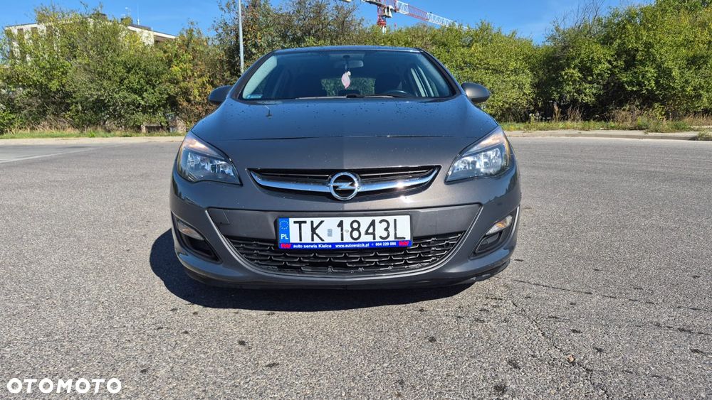 Opel Astra 2013 photo 5