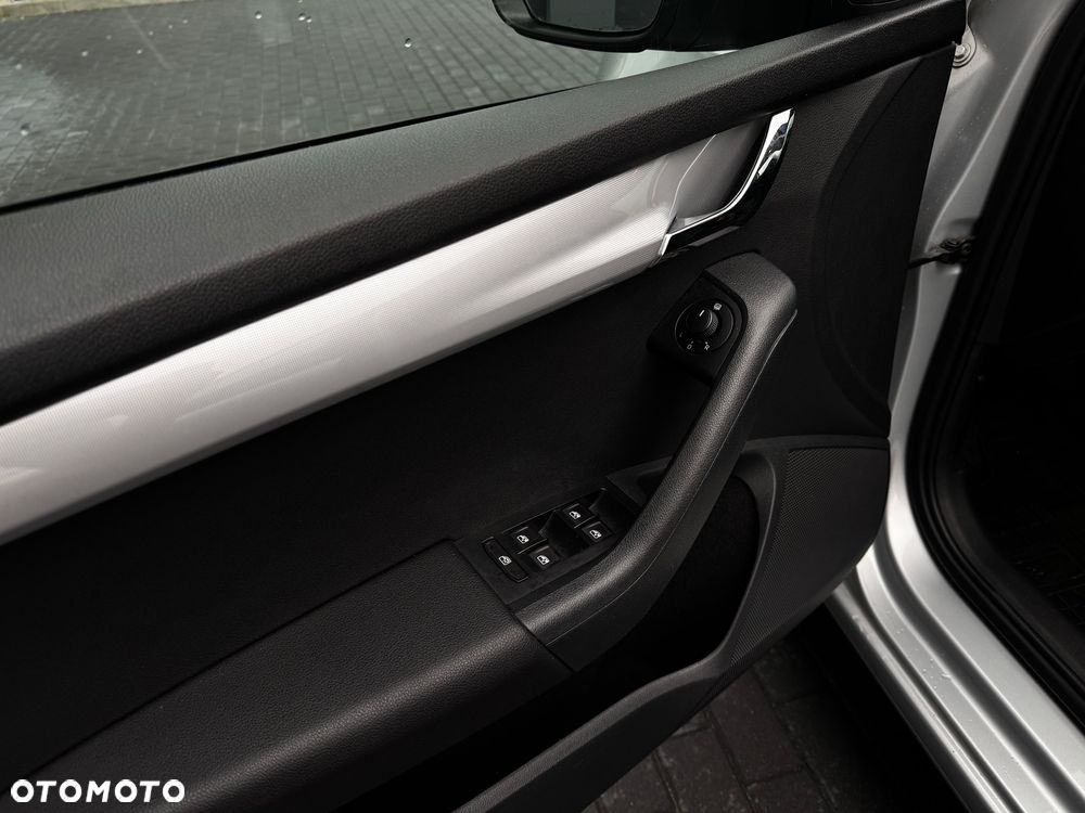 Skoda Octavia 1.4 TSI Ambition - 23