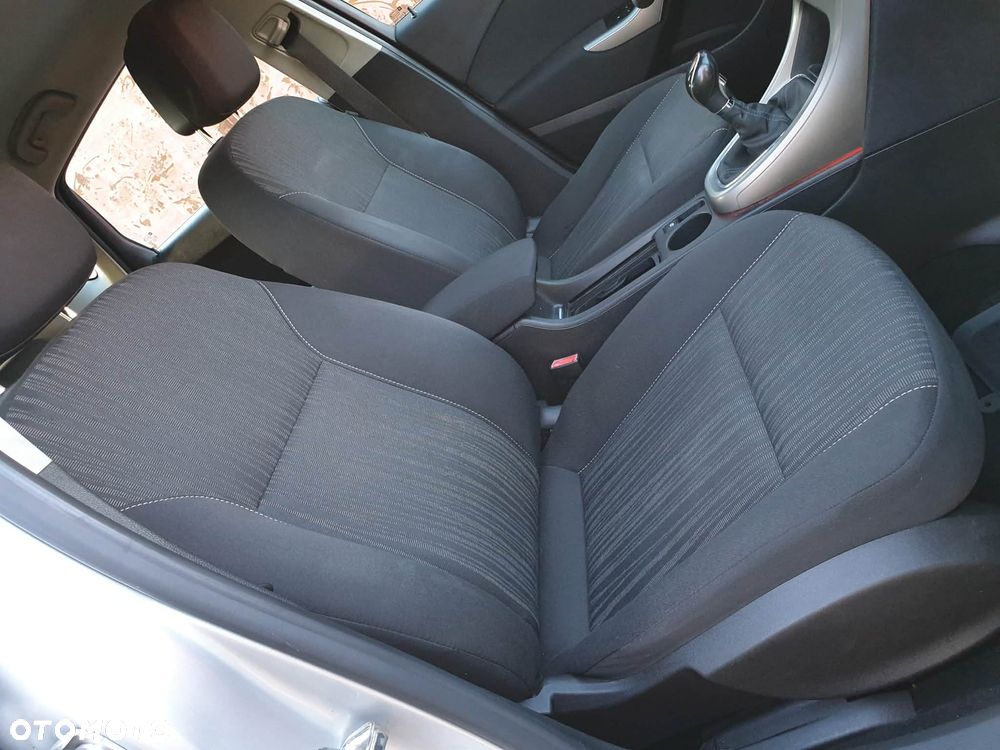Opel Astra - 17