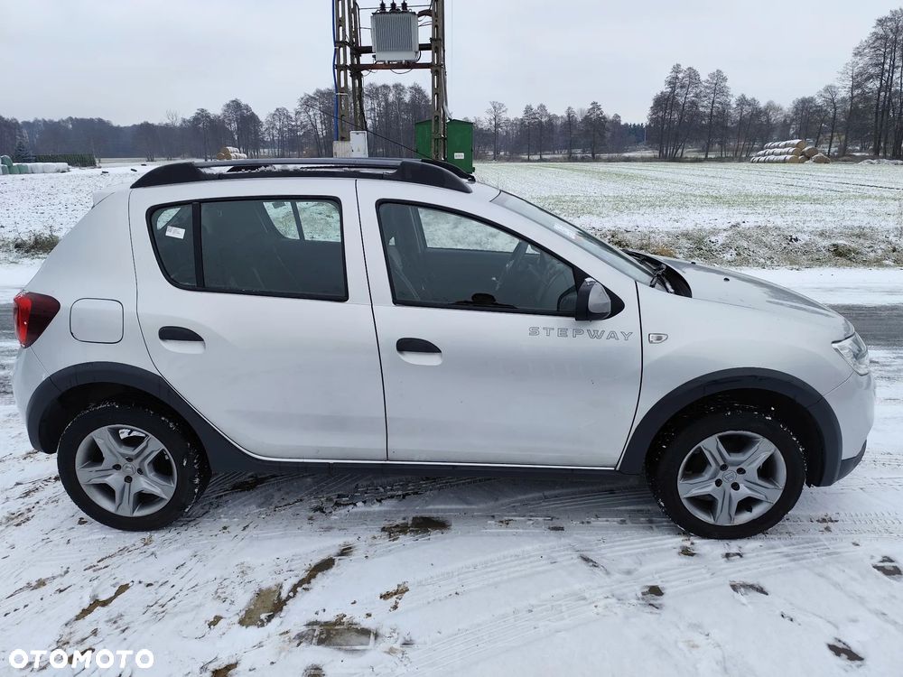 Dacia Sandero Stepway TCe 90 (S&S) Prestige - 4