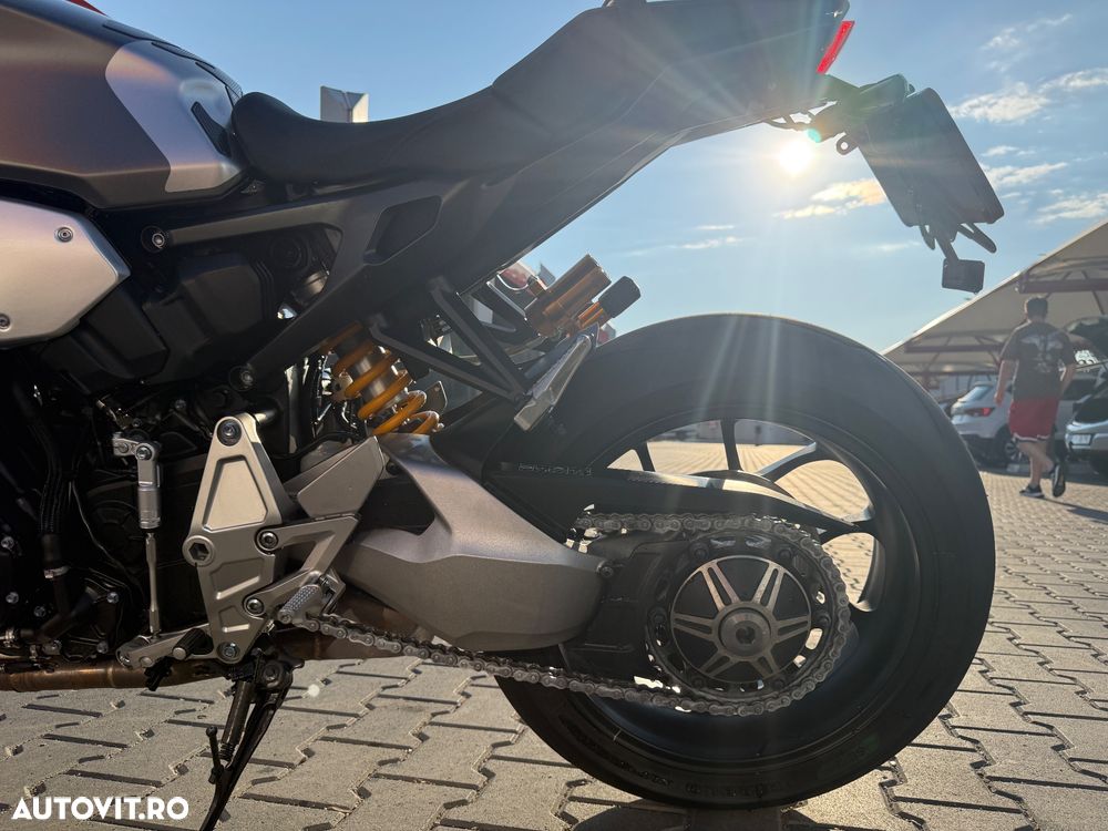 Honda CB 1000R - 9