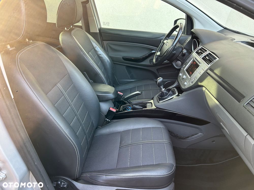 Ford Kuga 2.0 TDCi Titanium - 23