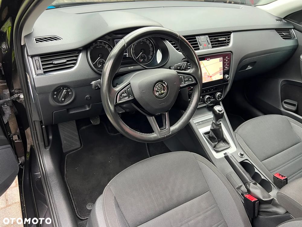 Skoda Octavia 1.6 TDI Sport Edition - 12