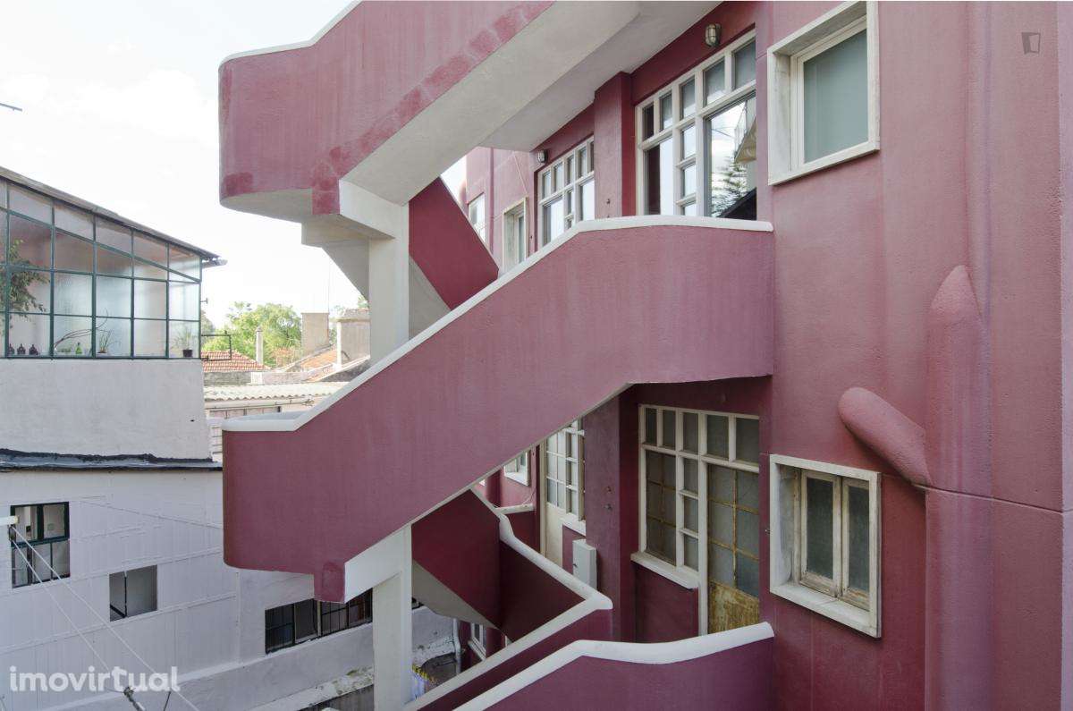 Apartamento com 1 quartos - localizado em Princípe Real Lisbon - Grande imagem: 2/31