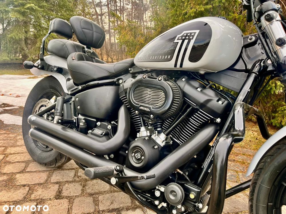 Harley-Davidson Softail Street Bob - 11
