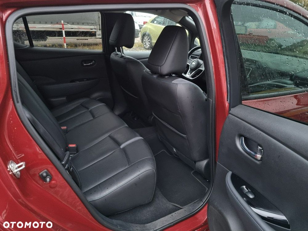 Nissan Leaf 40 kWh Tekna - 10