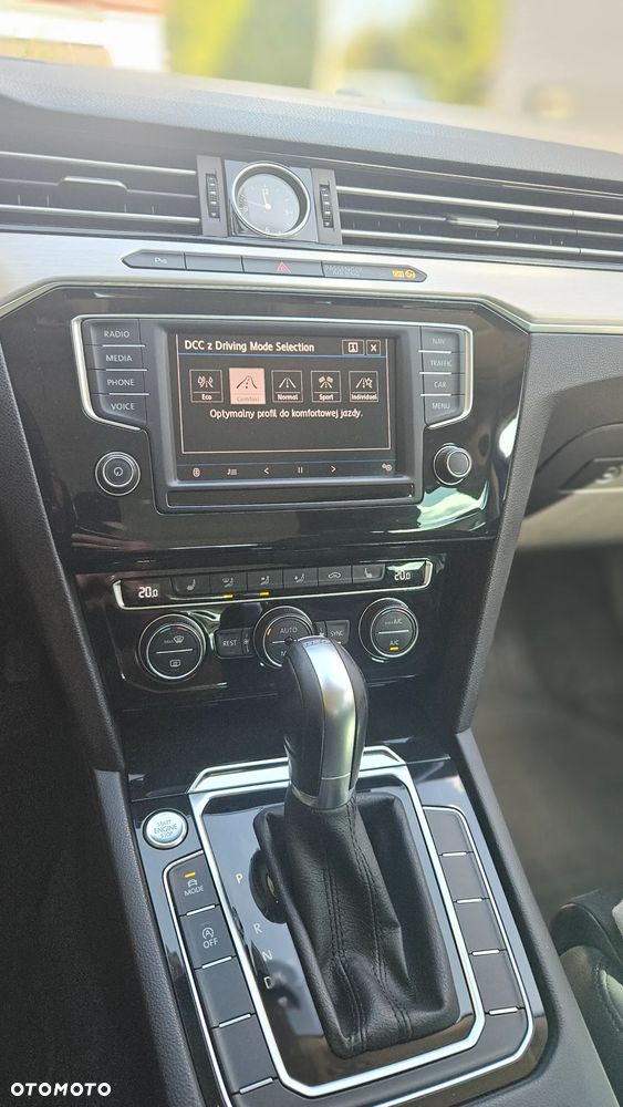 Volkswagen Passat Variant - 10