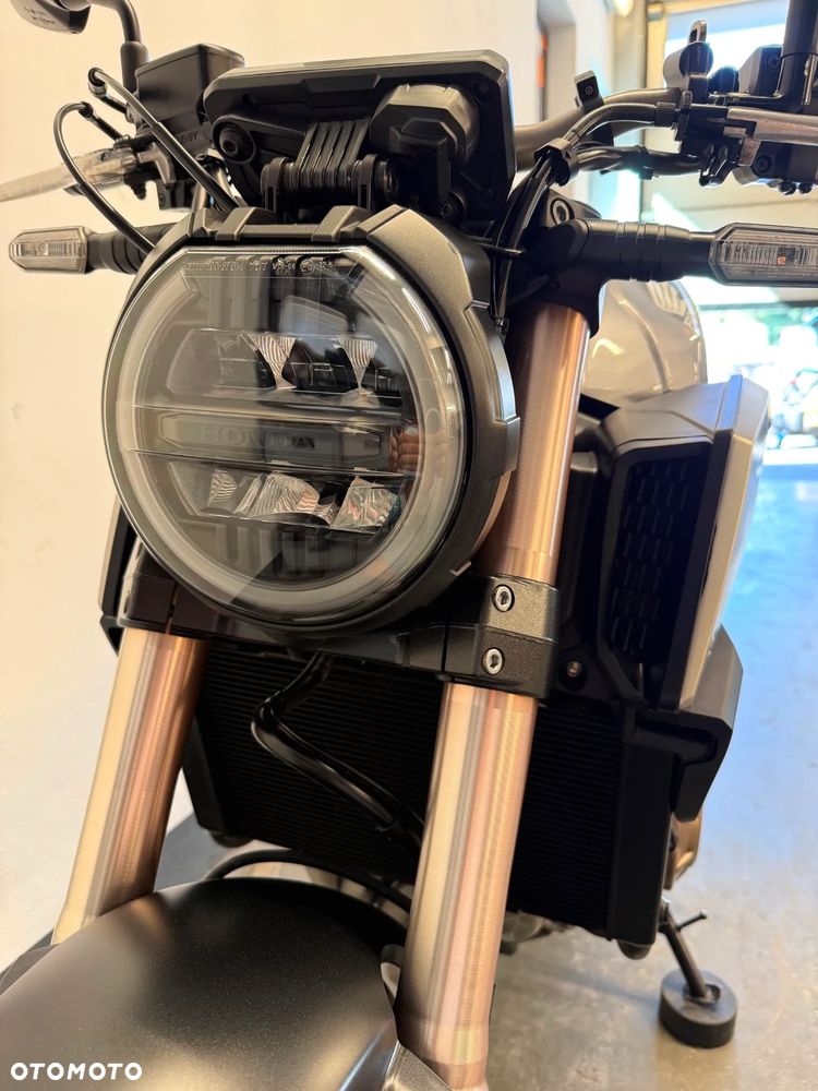 Honda CB - 26