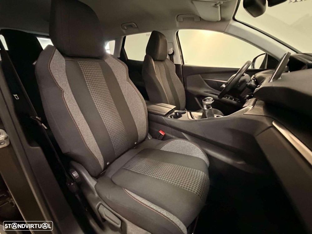 Peugeot 3008 1.5 BlueHDi Active - 11