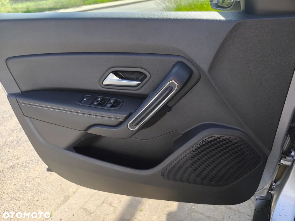 Dacia Duster 1.3 TCe Prestige 4WD - 26