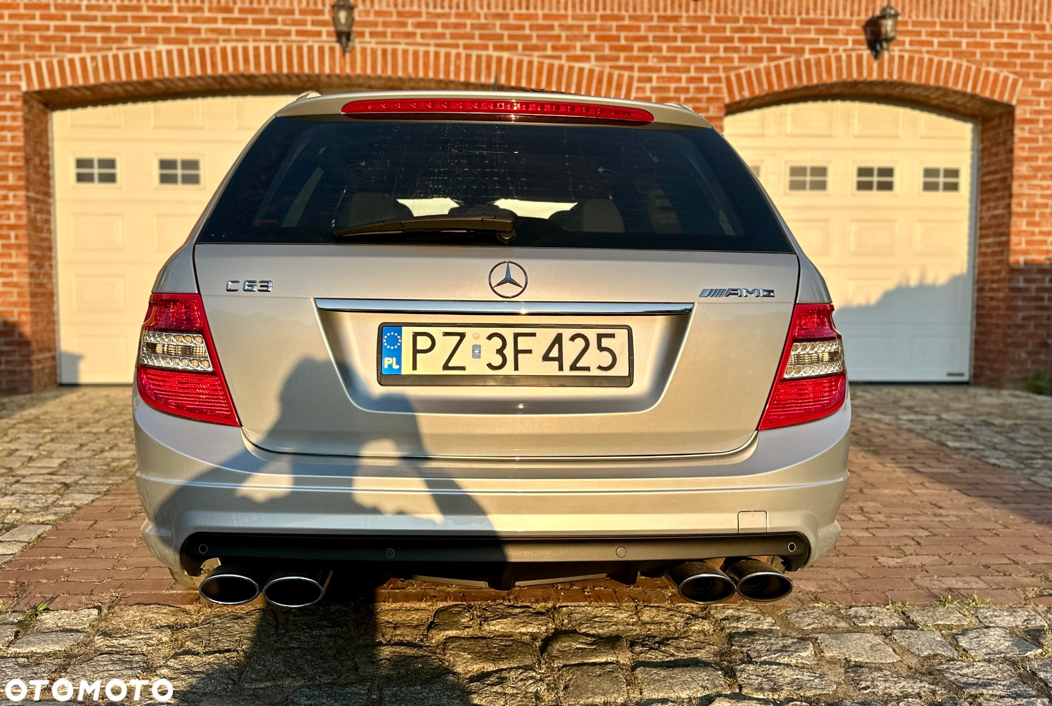 Mercedes-Benz Klasa C 63 AMG - 8