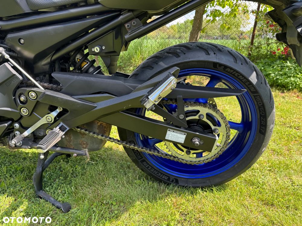 Yamaha XJ - 19