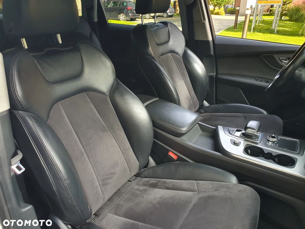 Audi Q7 3.0 TDI ultra Quattro Tiptronic - 25