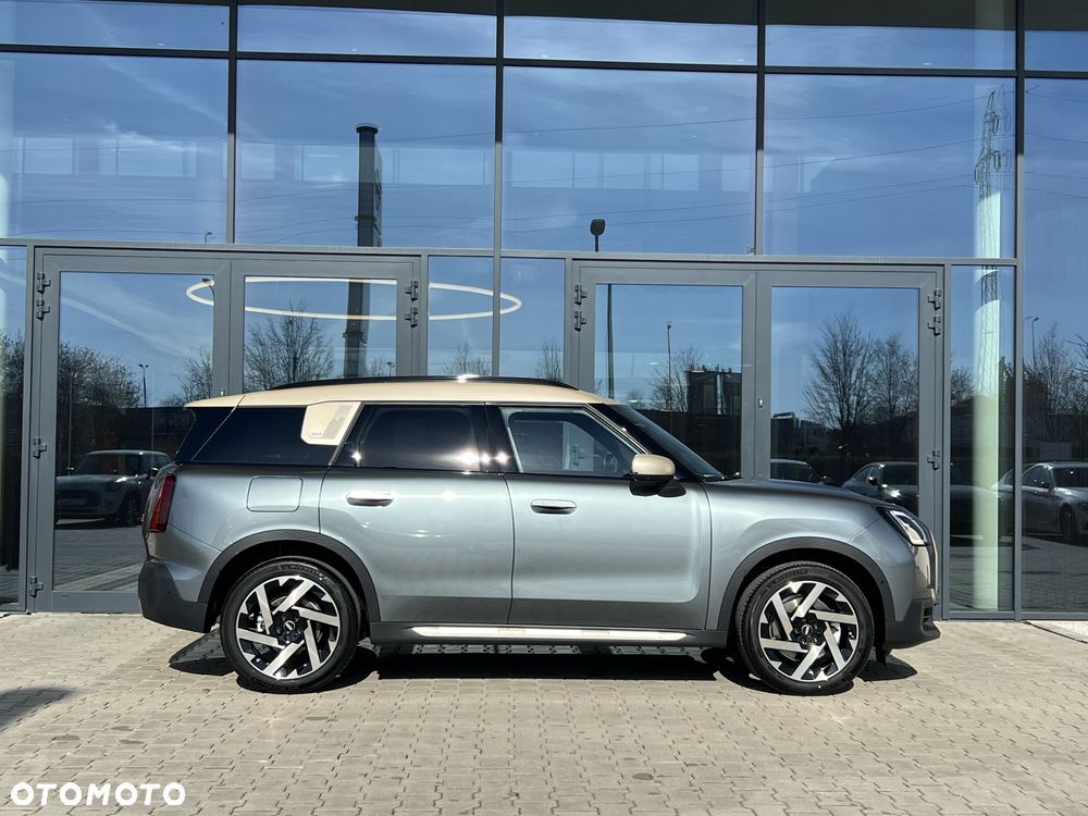 MINI Countryman S ALL4 mHEV Linia Favoured - 4
