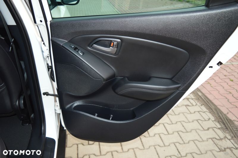 Hyundai ix35 - 25